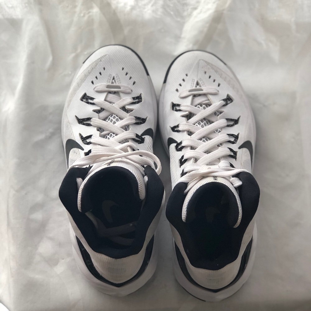 Nike Women's Hyperdunk 2014 TB Basketball Shoes